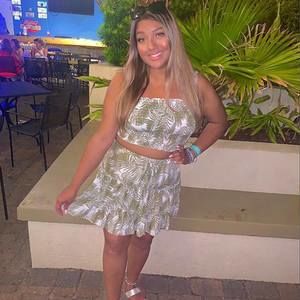 Meet your Posher, Jenni